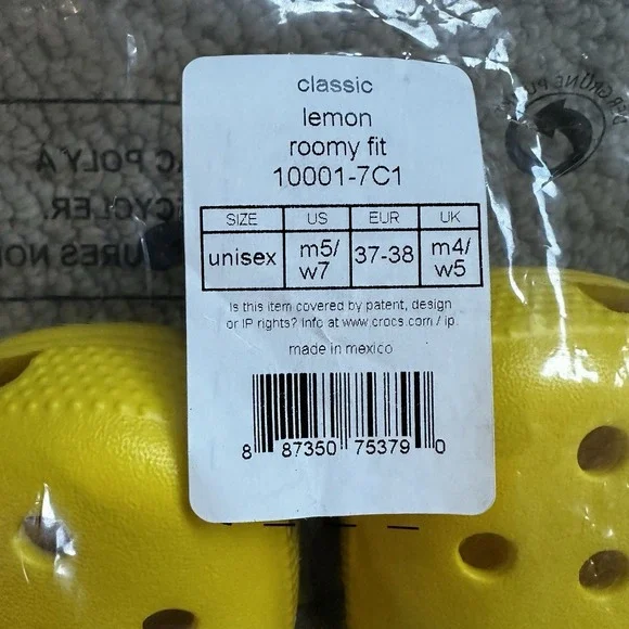 Crocs Classic Clog Roomy Fit Lemon Yellow Unisex 10001-7C1 Womens 7 Mens 5 New - Picture 9 of 10